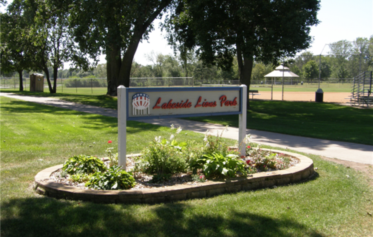 Parks - Lakeside Lions Park
